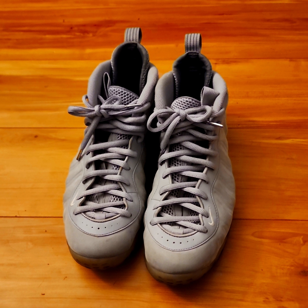 Nike foamposties